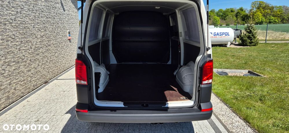 Volkswagen Transporter - 10