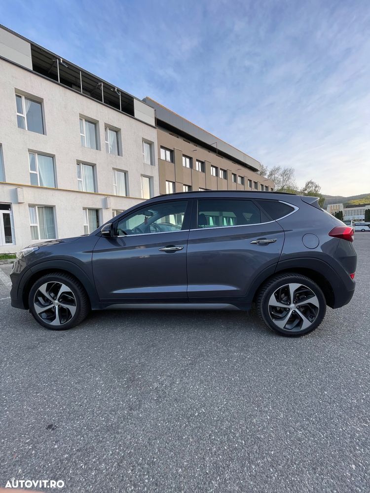 Hyundai Tucson 2.0 CRDI 4WD Automatik Premium - 3