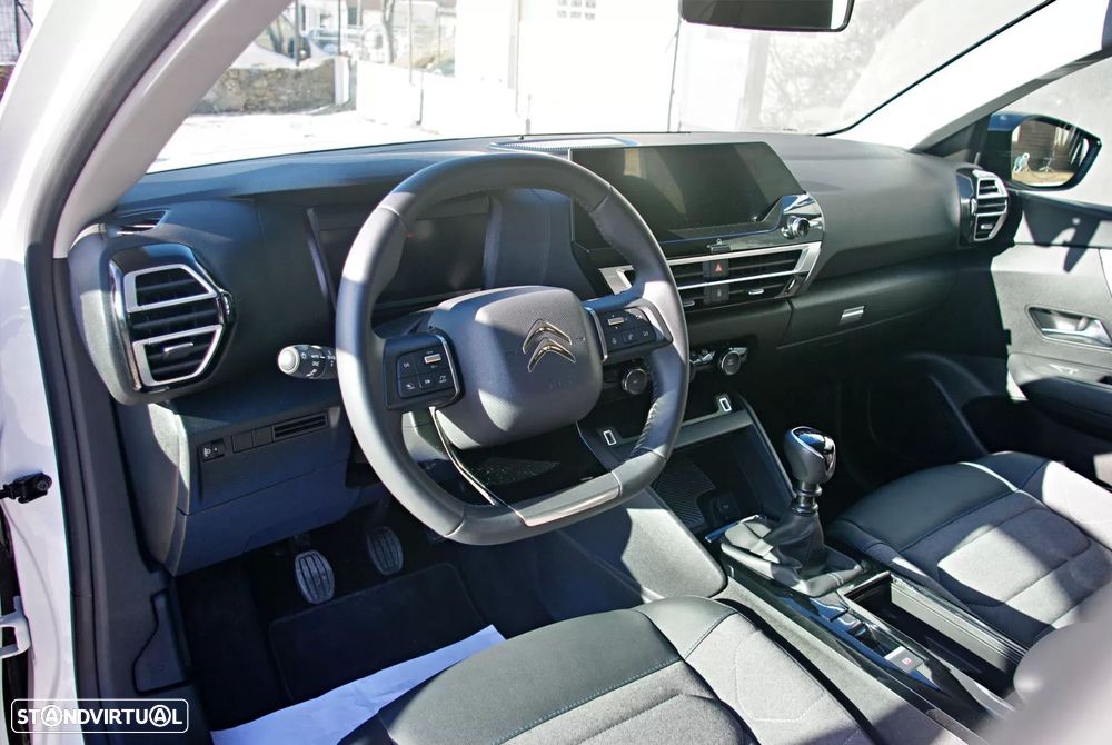 Citroën C4 PureTech 130 Stop&Start PLUS - 17