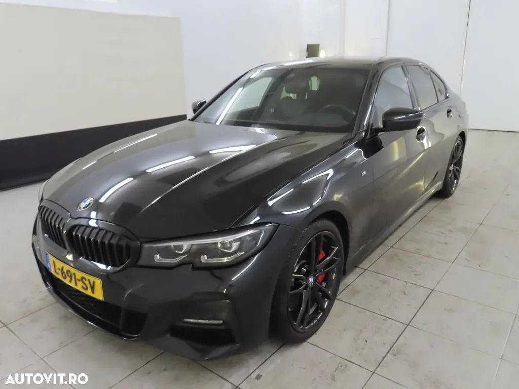 BMW Seria 3 - 1