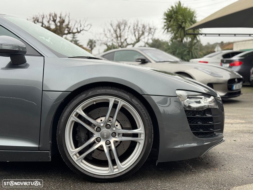 Audi R8 Coupé 4.2 FSI quattro R tronic - 4