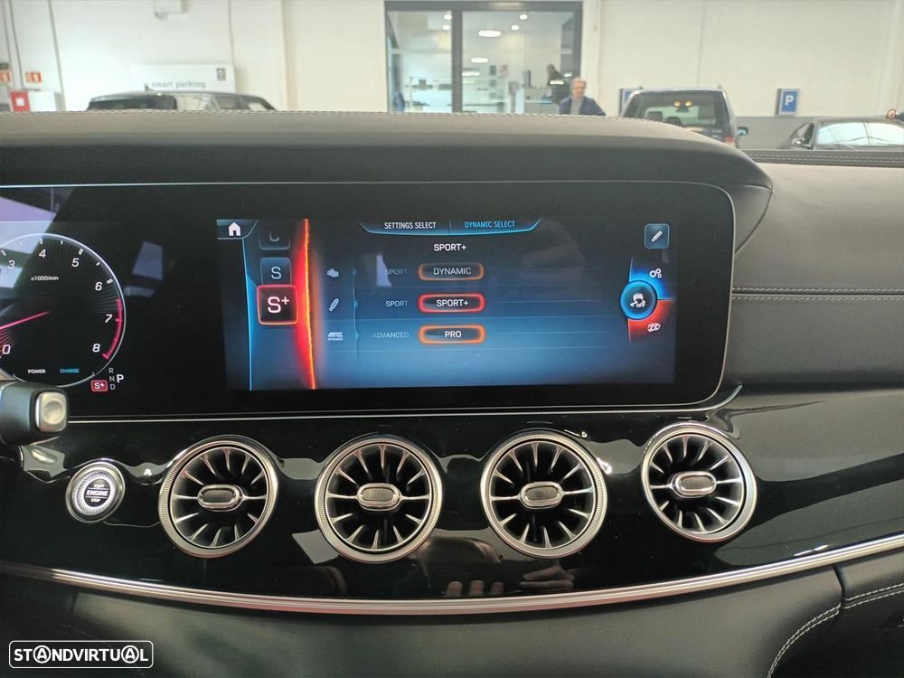 Mercedes-Benz AMG GT 53 4Matic+ - 29