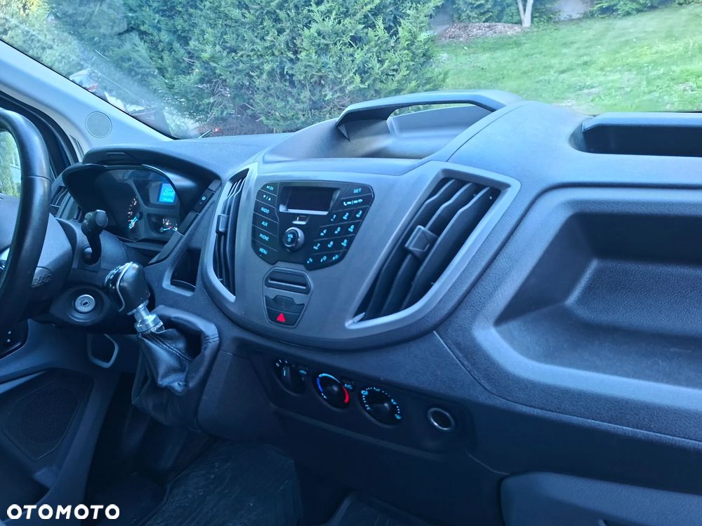 Ford Transit - 15