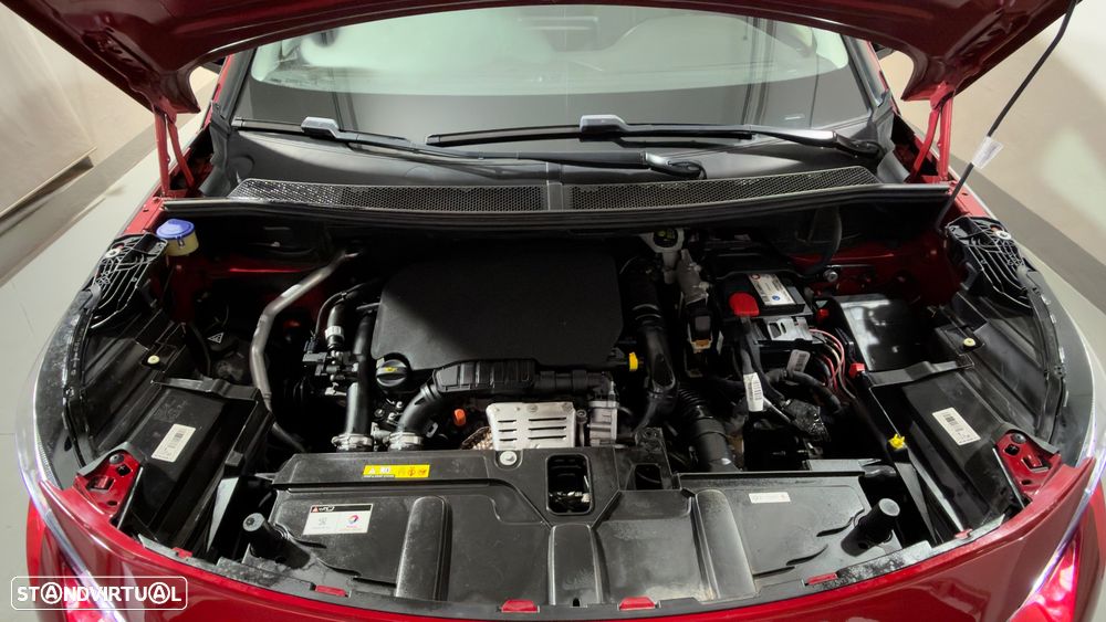 Peugeot 3008 PureTech 130 Stop & Start GPF EAT8 Allure - 36