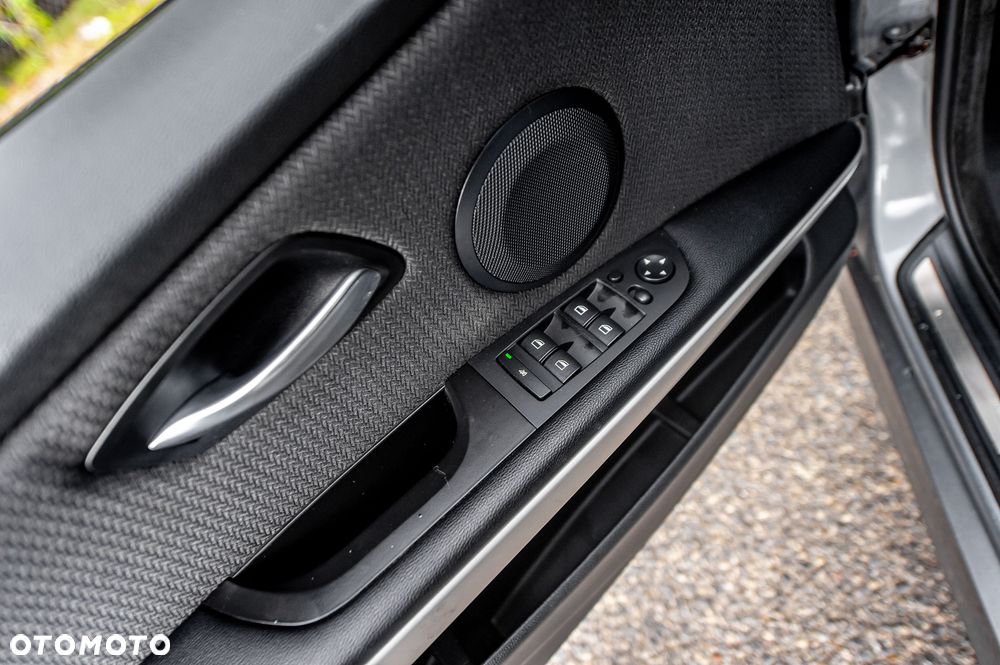 BMW Seria 3 320i Edition Lifestyle - 28