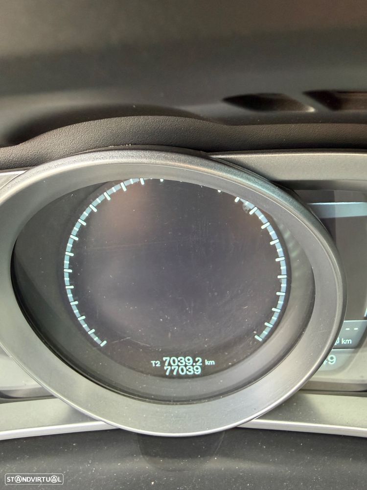 Volvo V40 1.6 D2 R-Design - 7