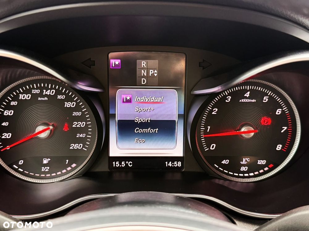 Mercedes-Benz Klasa C 200 4-Matic 7G-TRONIC - 19
