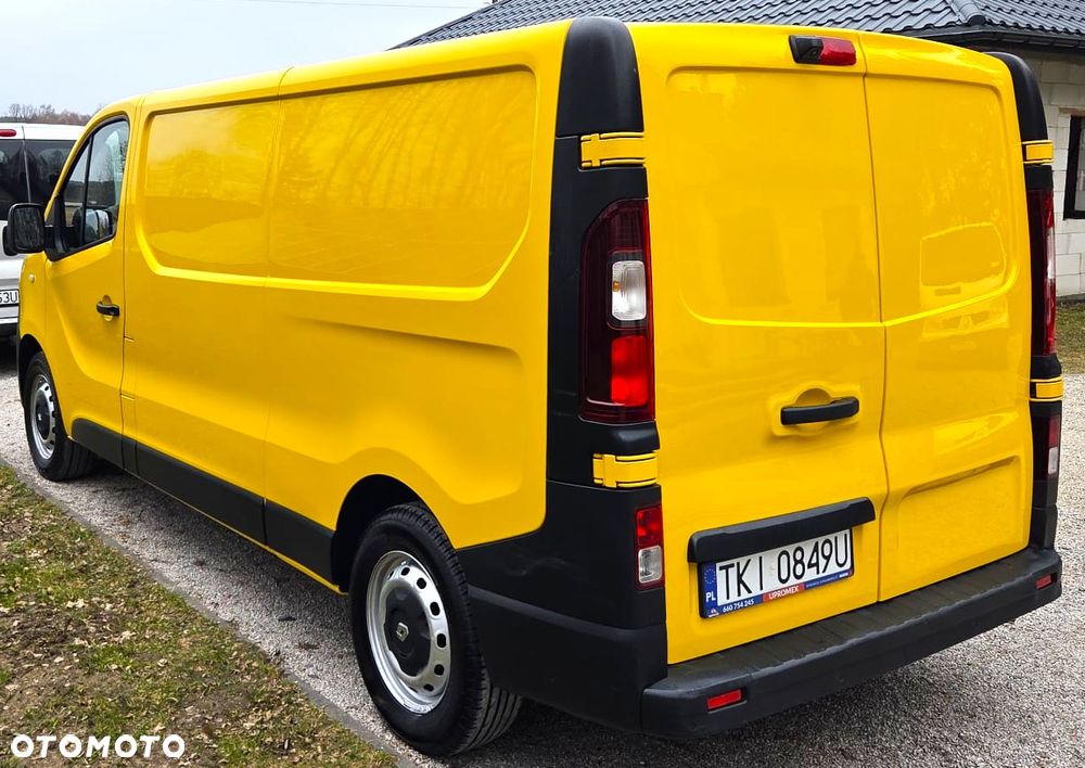 Opel Vivaro Trafic - 8