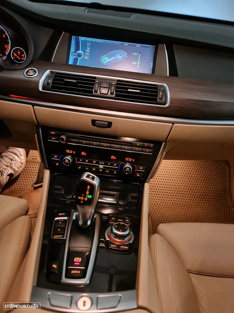 BMW 535 Gran Turismo d Pack M - 29