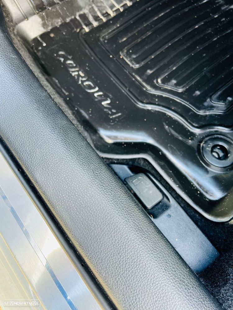 Toyota Corolla 1.8 Hybrid GR-Sport - 9