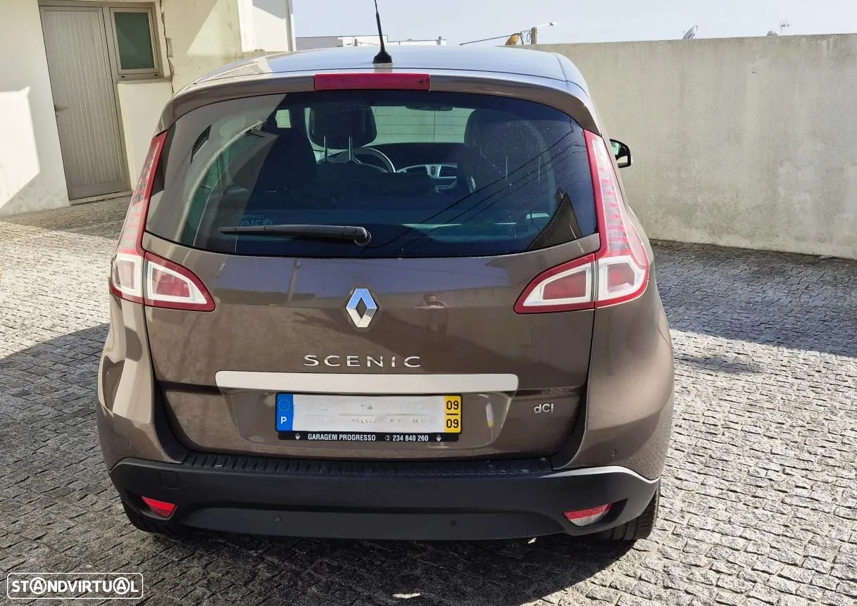 Renault Scénic 1.5 dCi Luxe - 3