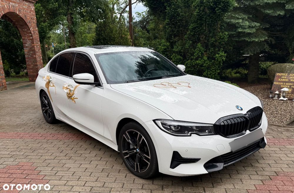 BMW Seria 3 330i Sport Line sport - 20