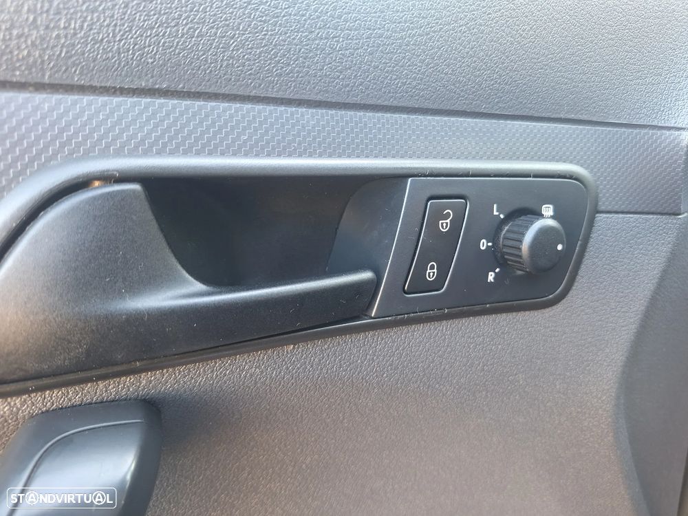 VW Caddy 1.6 TDi Trendline Bluemotion c/Girafon - 23