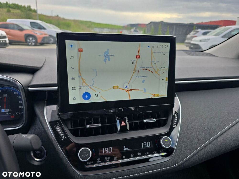 Toyota Corolla 1.8 Hybrid Comfort - 21