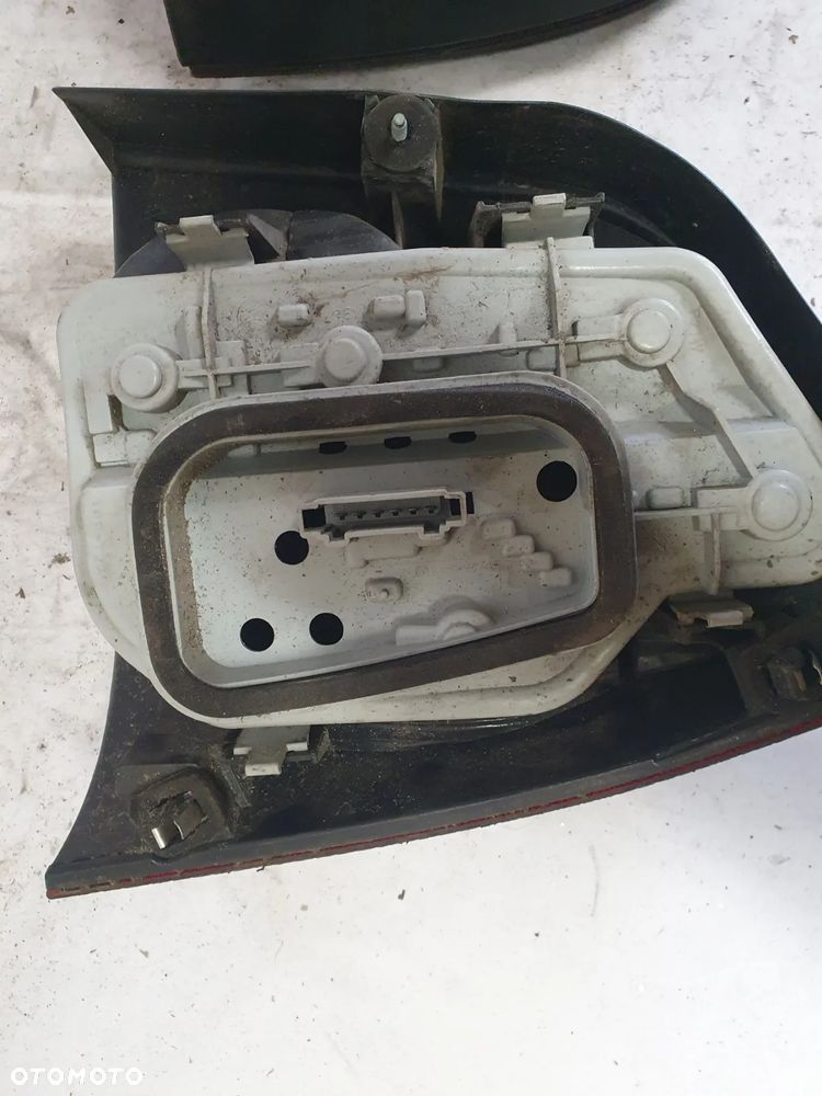 * KOMPLET LAMP TYLNYCH VOLKSWAGEN POLO 9N SPORT TUNING - 11