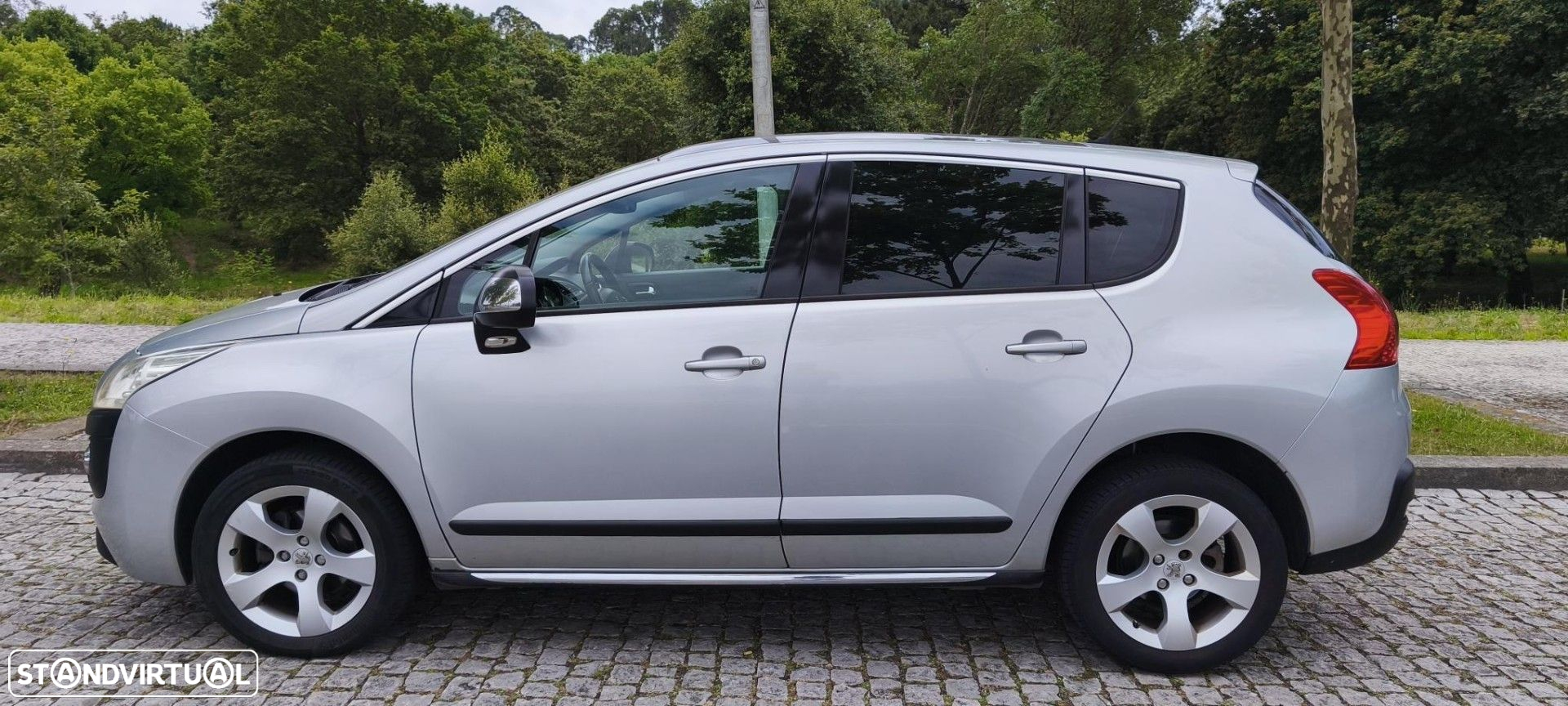 Peugeot 3008 1.6 HDi Executive - 8