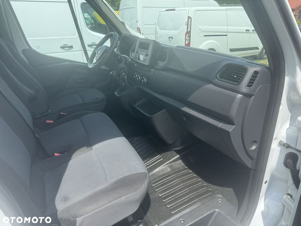Renault Master - 9