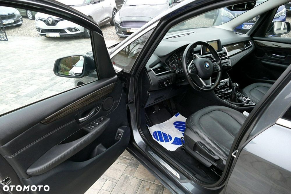 BMW Seria 2 216d Luxury Line - 20