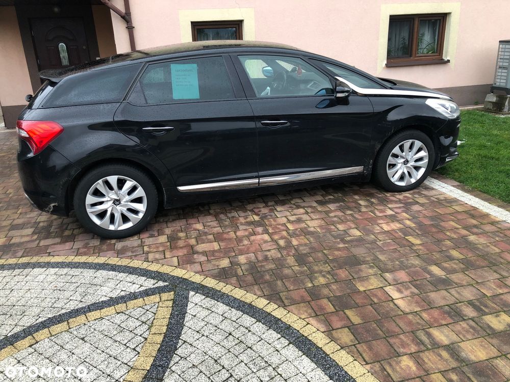 Citroën DS5 HDi 165 SportChic - 1