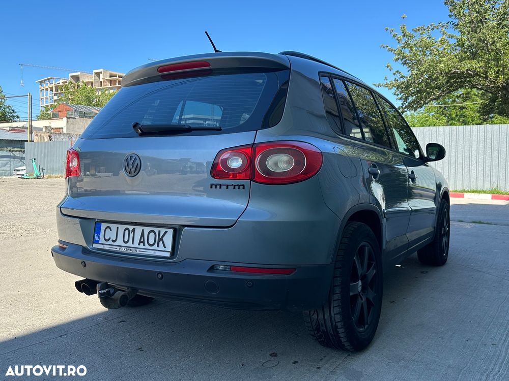 Volkswagen Tiguan 2.0 TDI DPF 4Motion DSG Sport & Style - 4