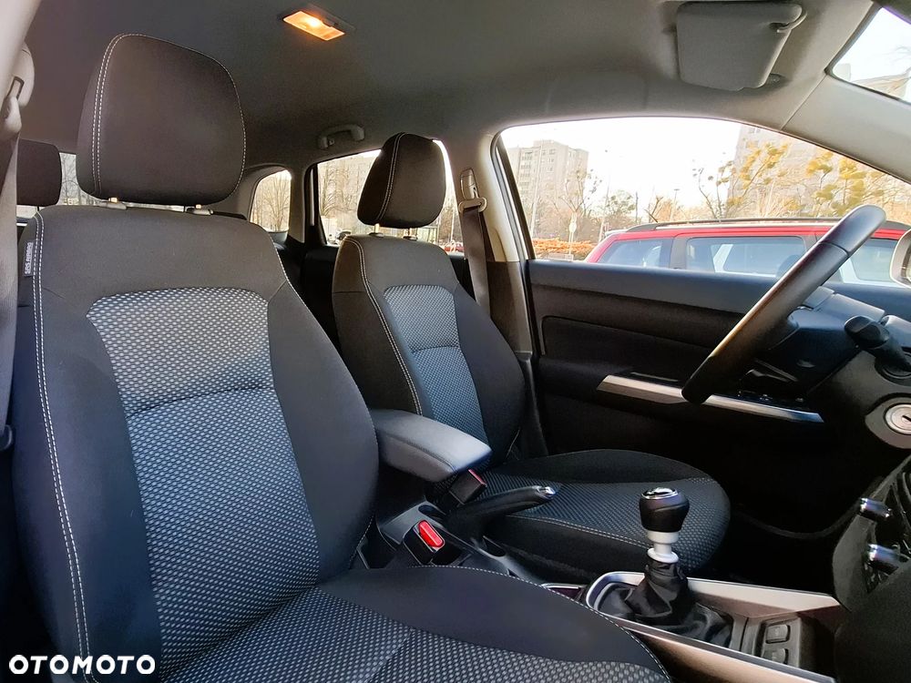 Suzuki Vitara - 22
