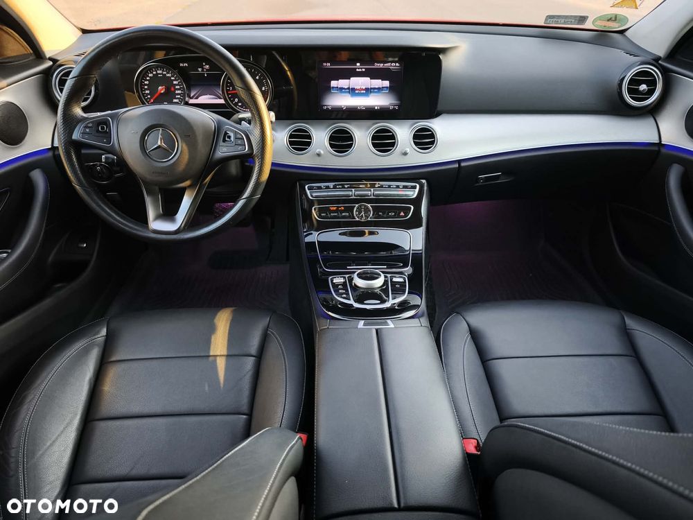 Mercedes-Benz Klasa E 220 d 9G-TRONIC Avantgarde - 18