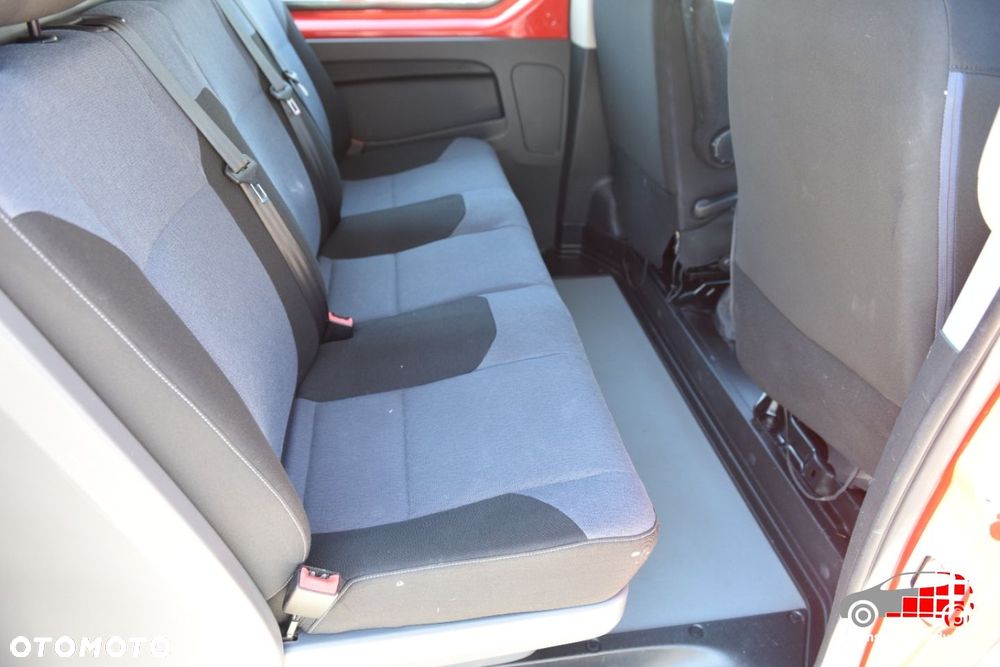 Opel Vivaro - 20