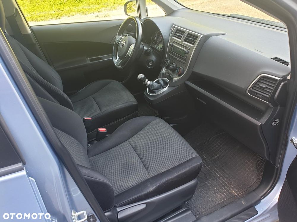 Toyota Verso S 1.33 Active - 10