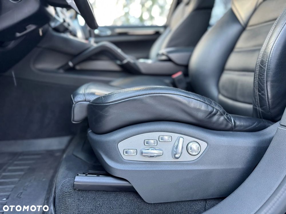 Porsche Cayenne S Diesel - 9