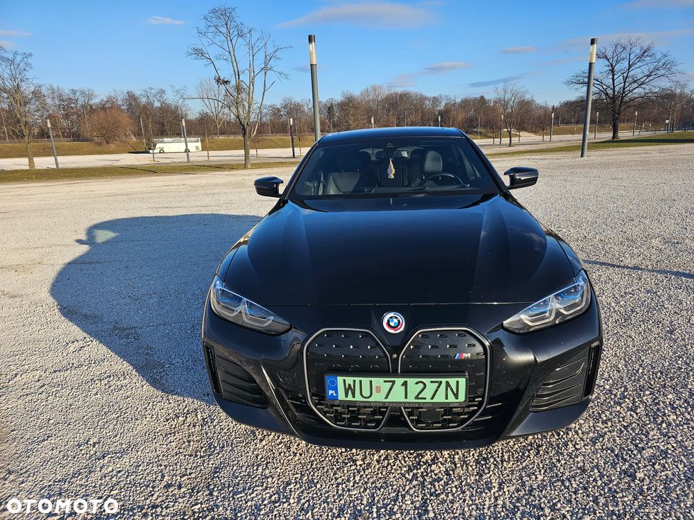 BMW i4 - 7
