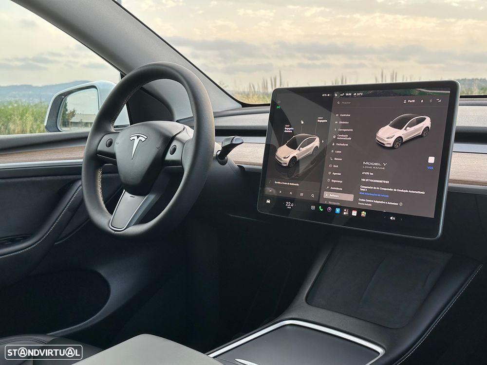 Tesla Model Y Long-Range RWD - 9