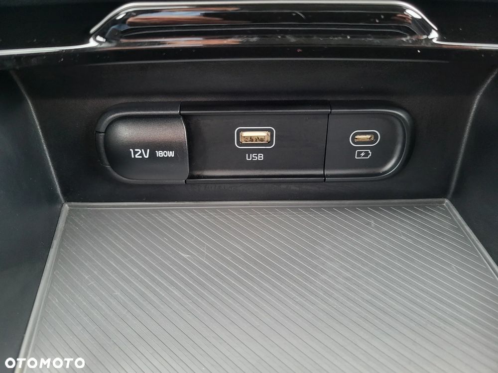 Kia Sportage - 23