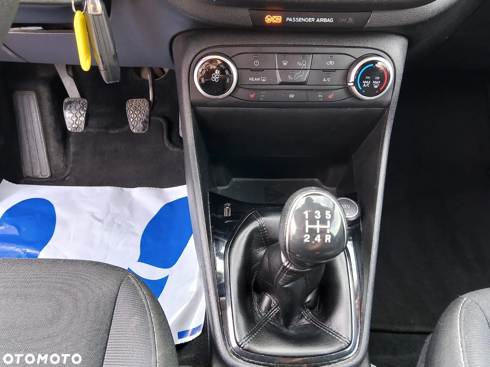Ford Fiesta 1.1 Trend - 13