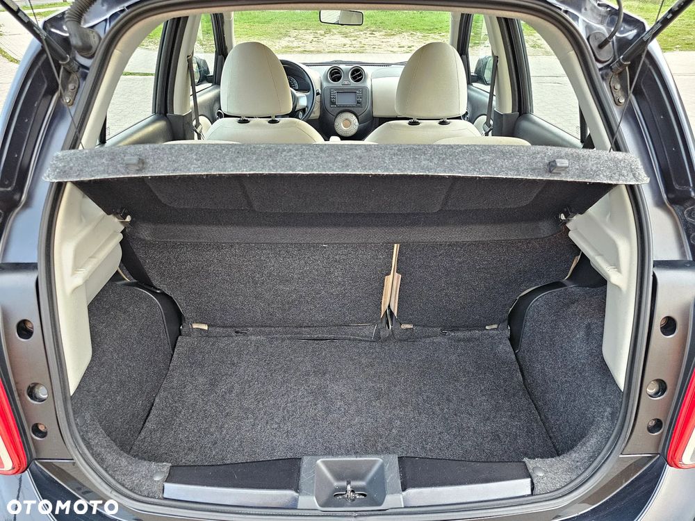 Nissan Micra 1.2 Bild der Frau - 8