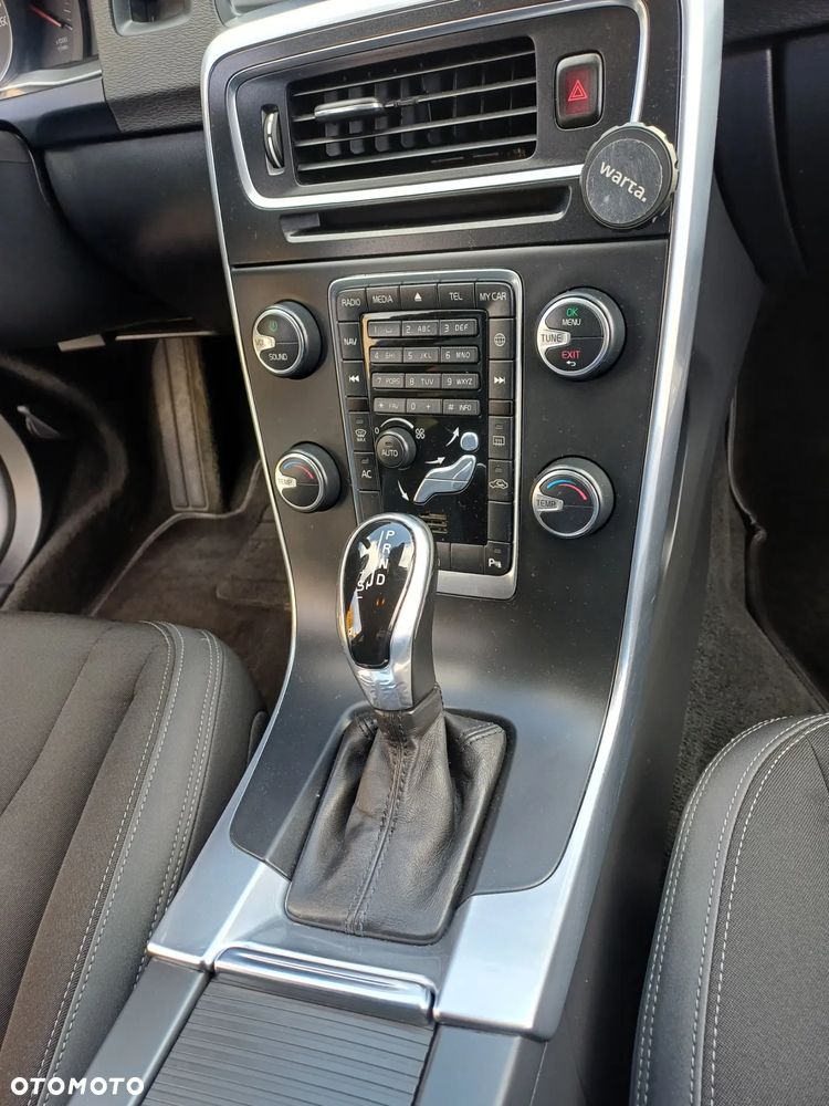Volvo V60 D3 Kinetic - 31