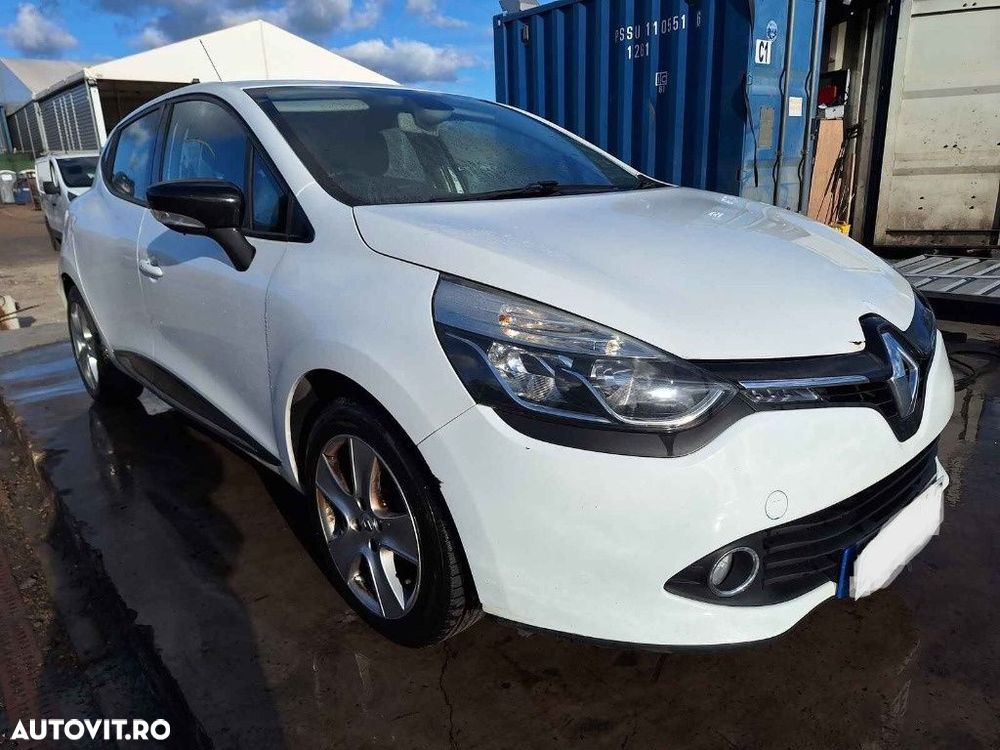 Far dreapta Renault Clio 4 2015 HATCHBACK 0.9 i H4B - 13