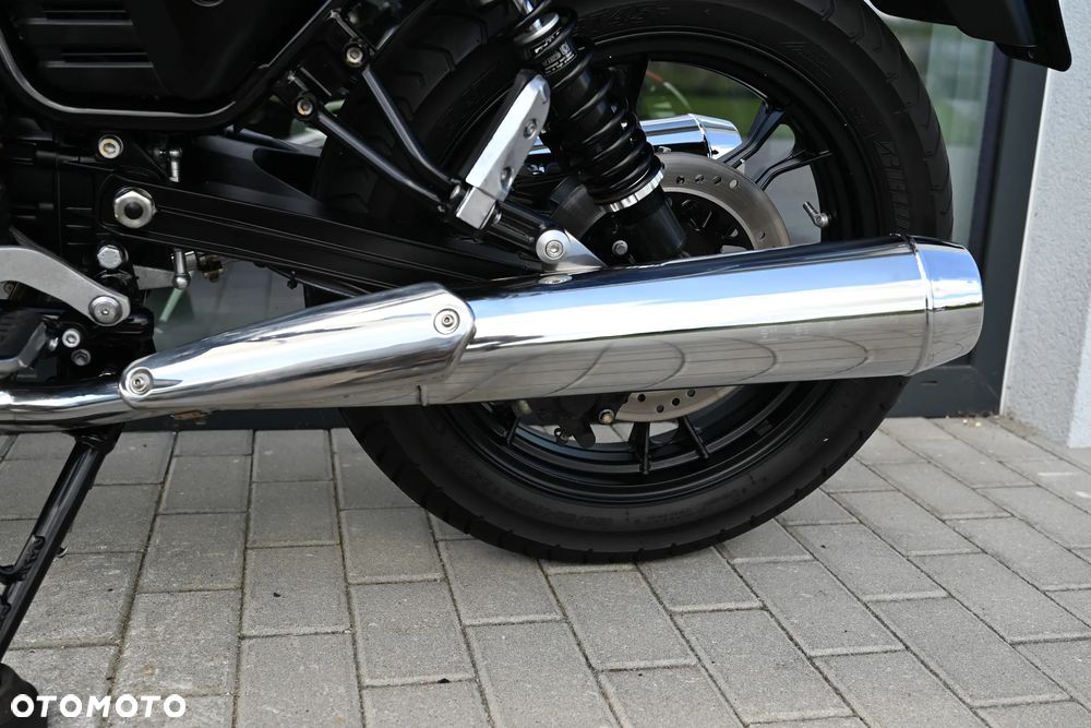 Moto Guzzi V7 - 17