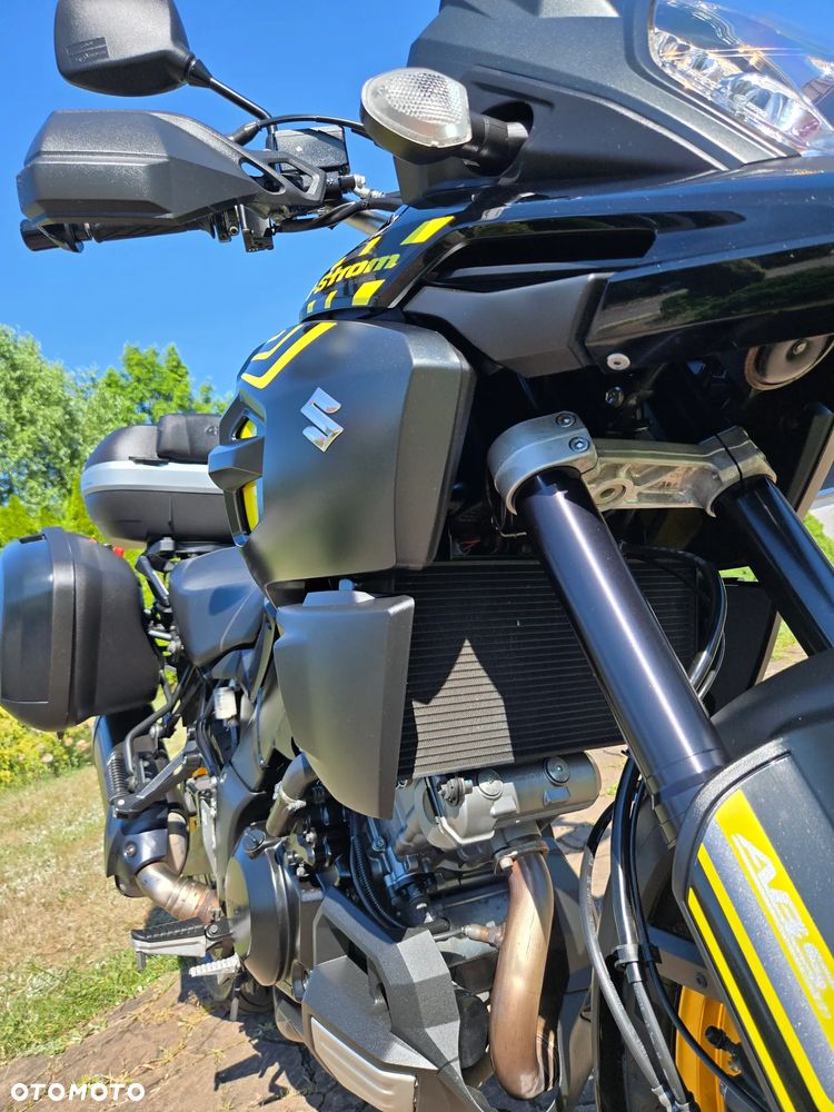 Suzuki V-STROM - 7