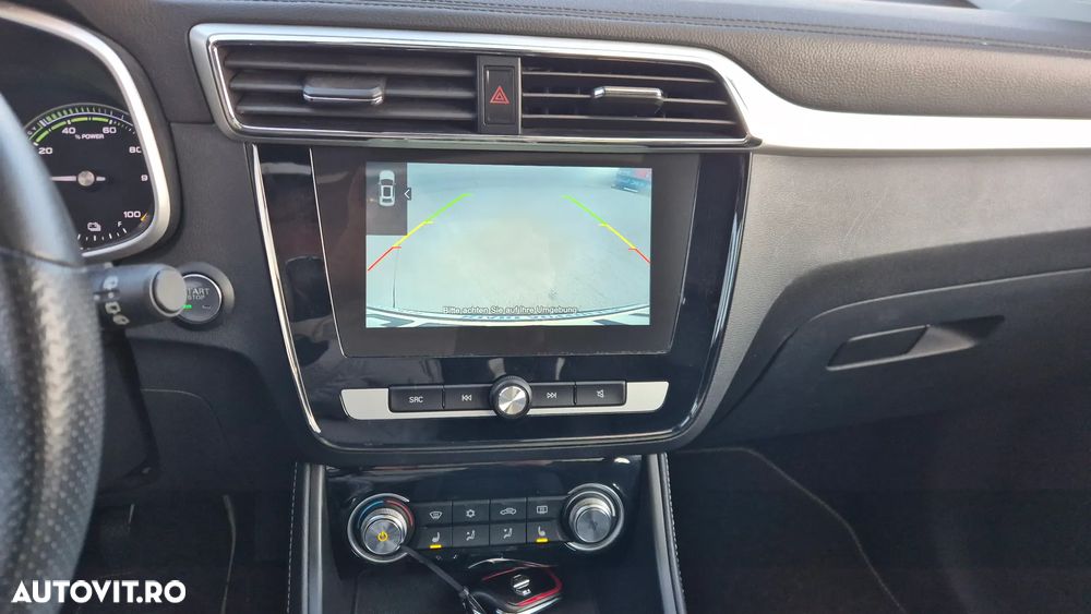 MG ZS EV Luxury - 25