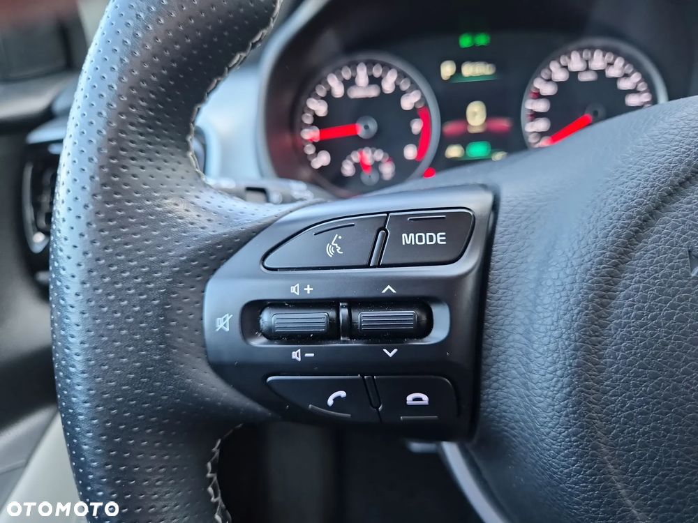 Kia Stonic 1.0 T-GDI MHEV L Business Line DCT - 16