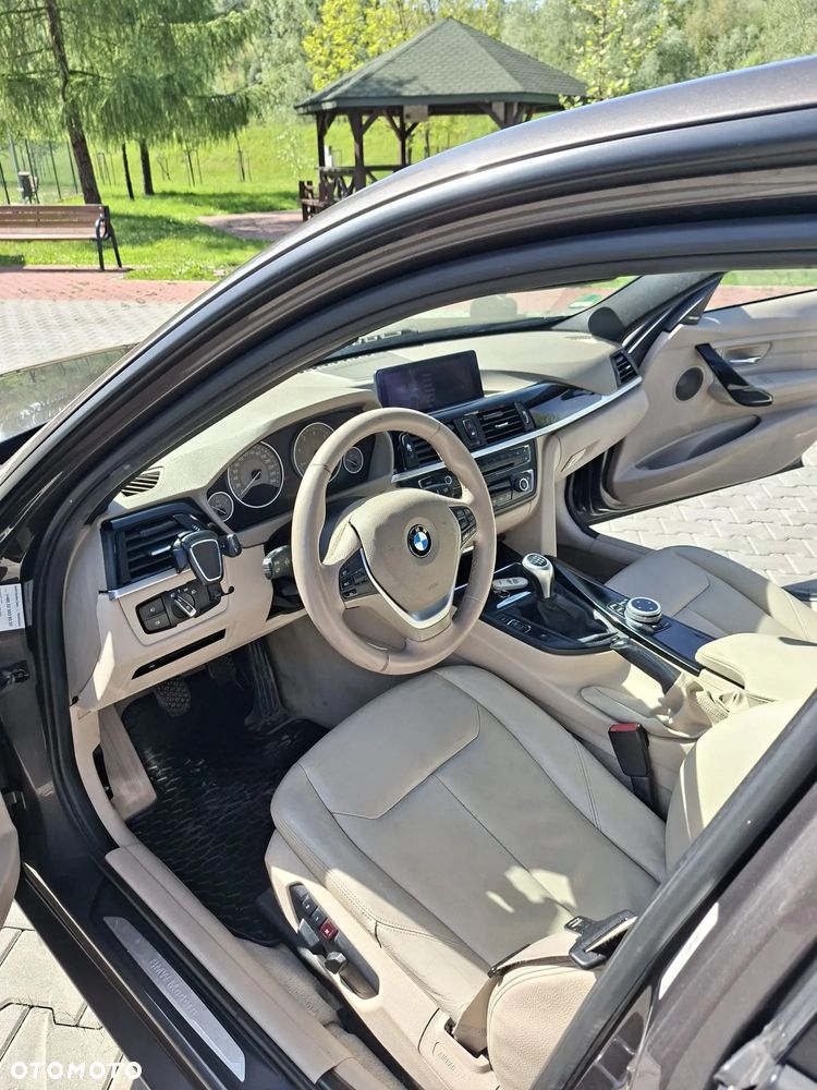 BMW Seria 3 320d - 13