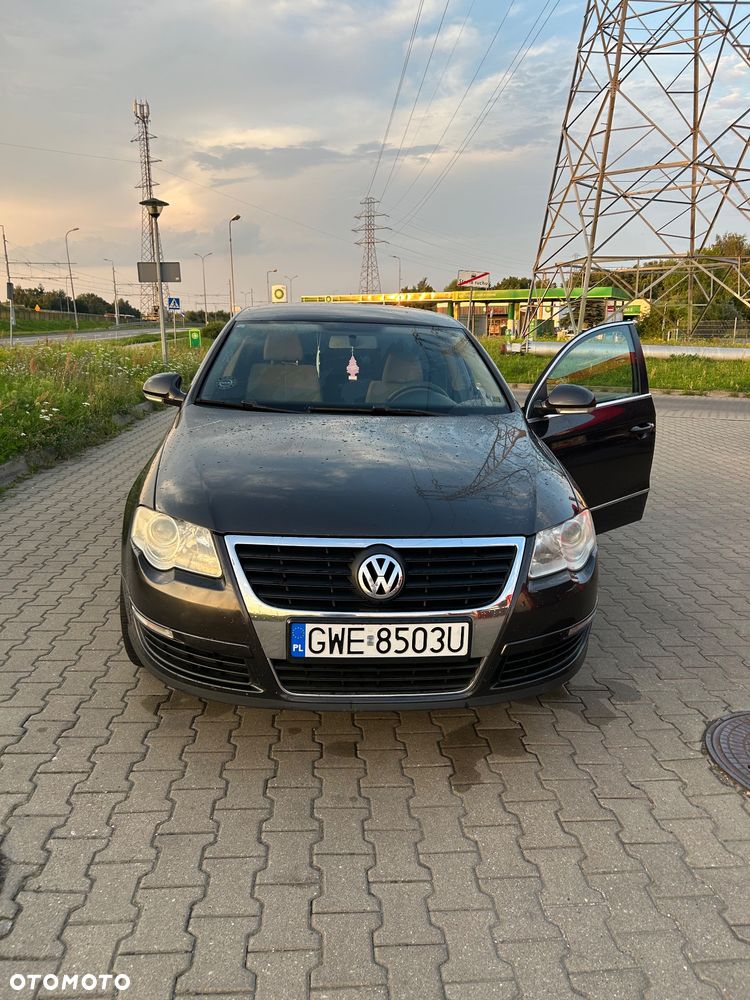 Volkswagen Passat 1.9 TDI Comfortline - 3