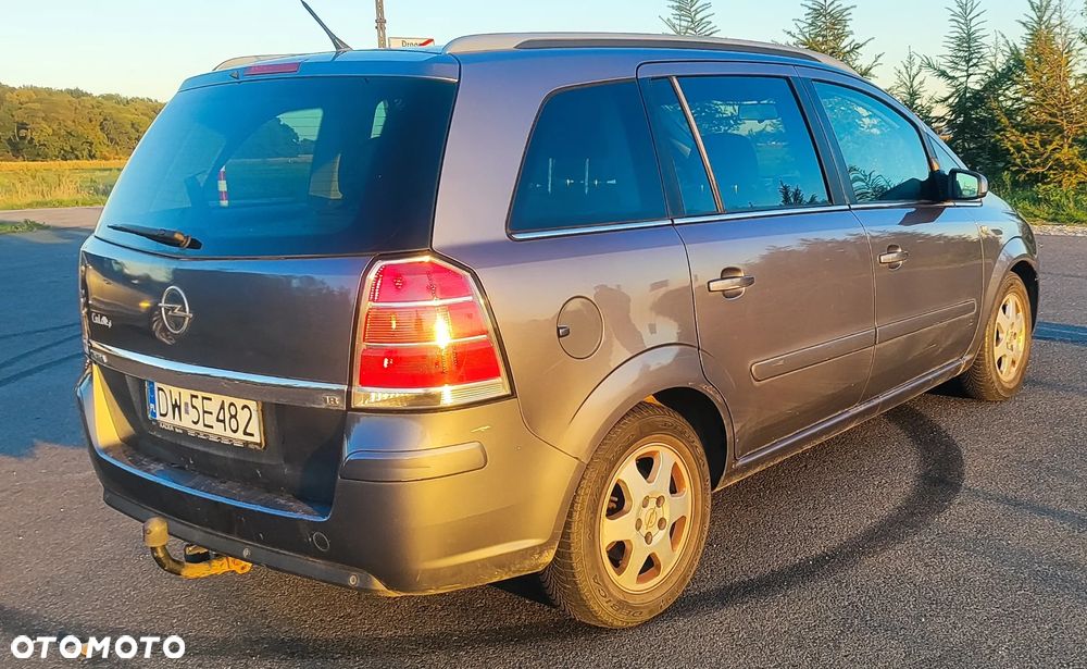 Opel Zafira 2007 photo 3