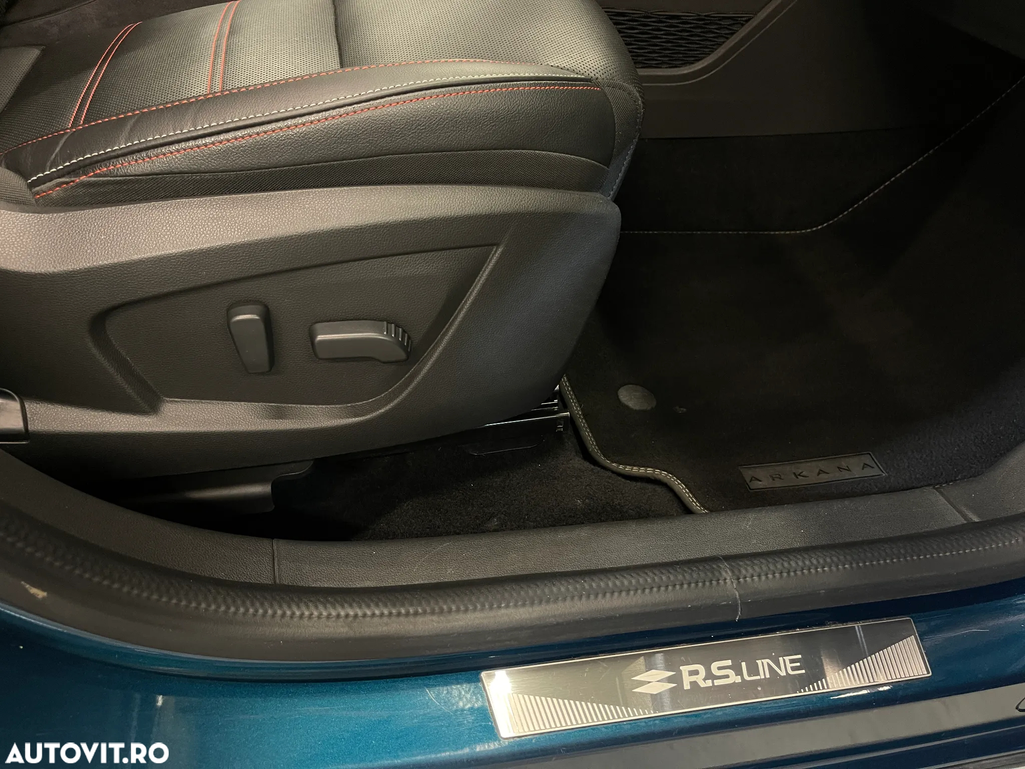 Renault Arkana E-TECH Hybrid RS Line - 23