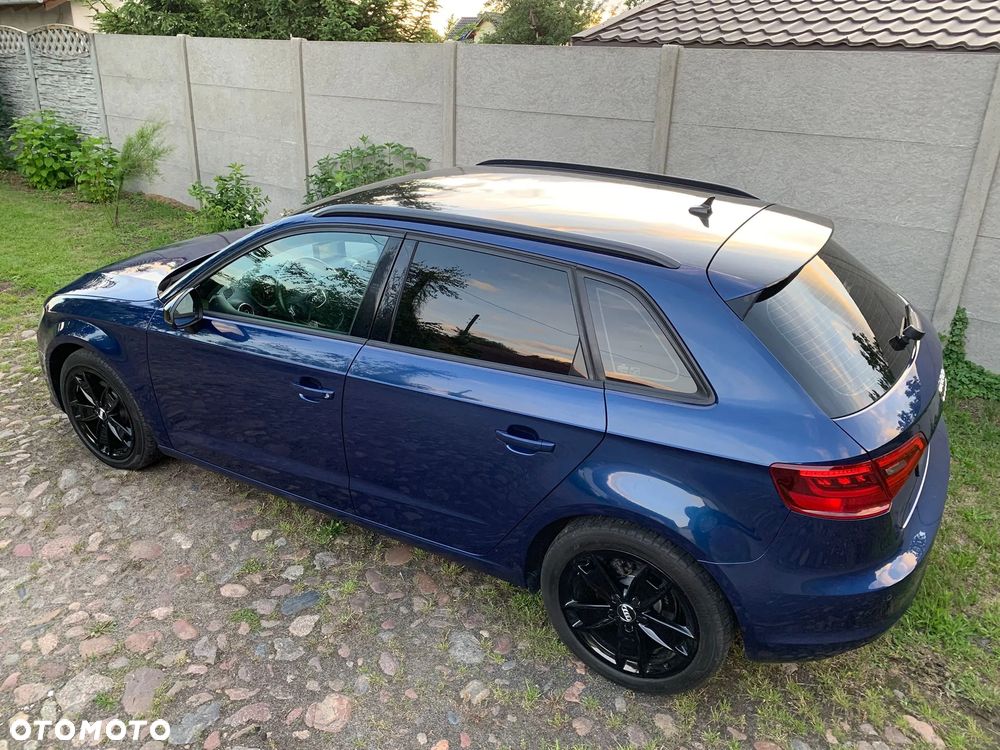 Audi A3 Sportback 1.6 TDI ultra Attraction - 9