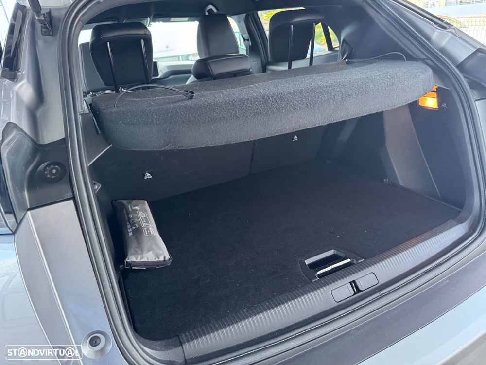 Peugeot 2008 1.2 PureTech Allure Pack - 28