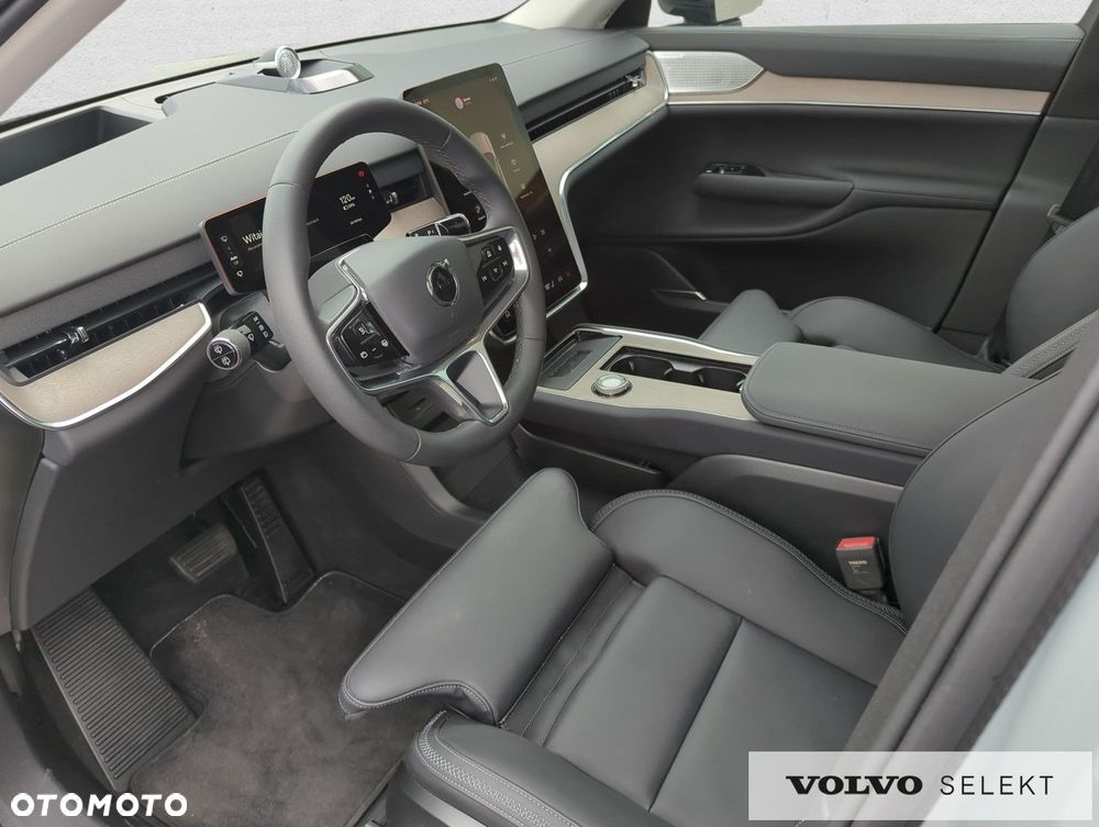 Volvo EX90 - 11