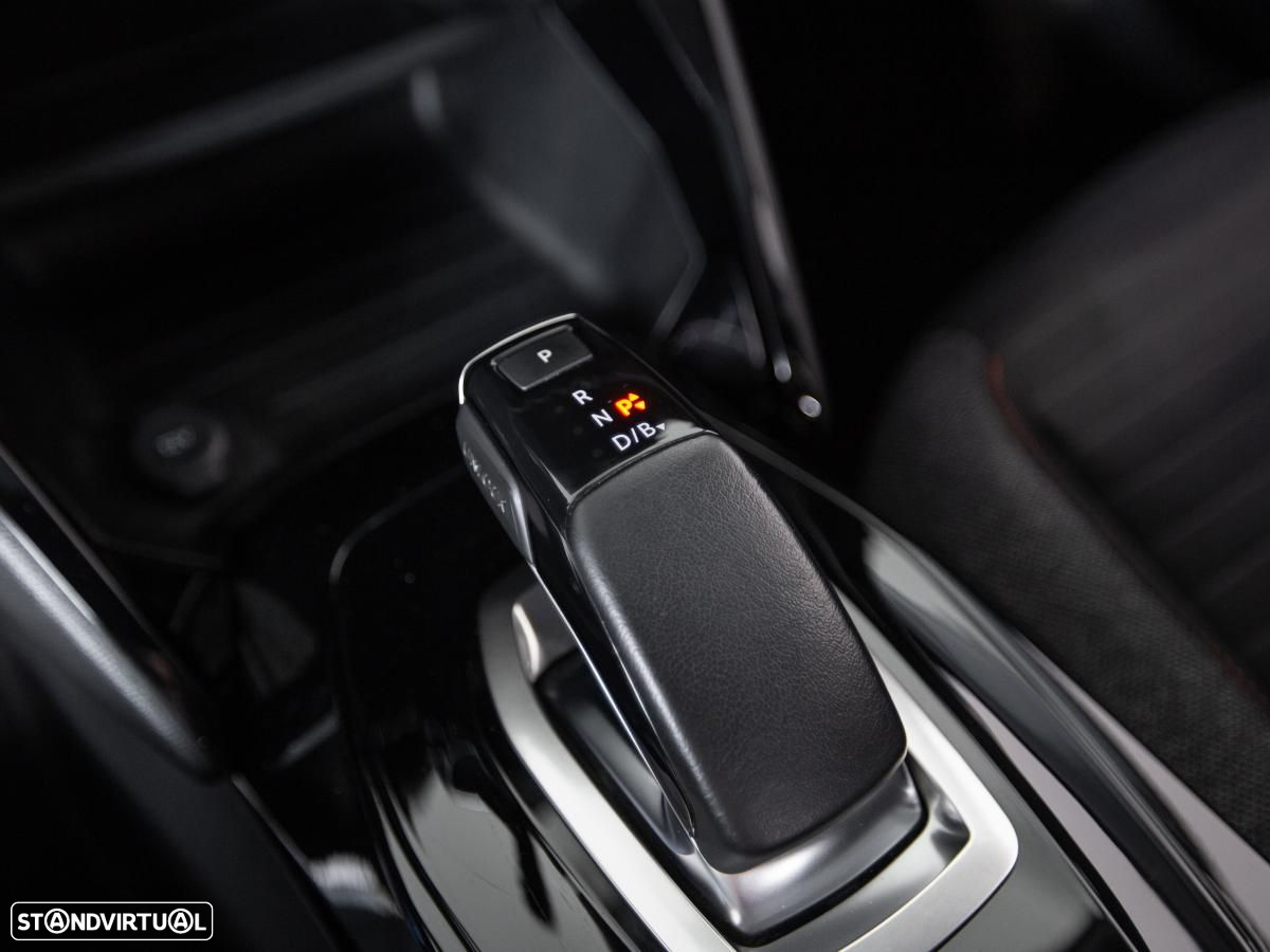Peugeot e-2008 50 kWh Active Pack - 16