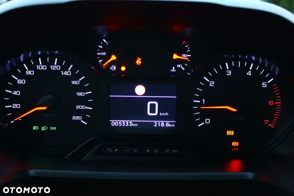 Peugeot Rifter N1 BlueHDI 100 L2 Allure - 29