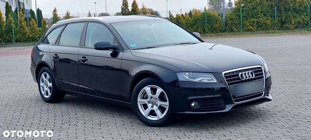 Audi A4 Avant 2.0 TDI DPF Ambiente - 15